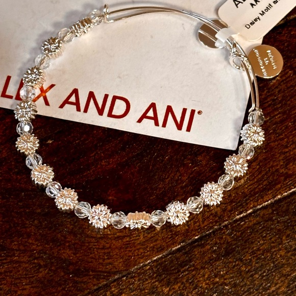 Alex and Ani Silver DAISY CRISTAL Floral MOTIF Charm Bracelet - Picture 1 of 3